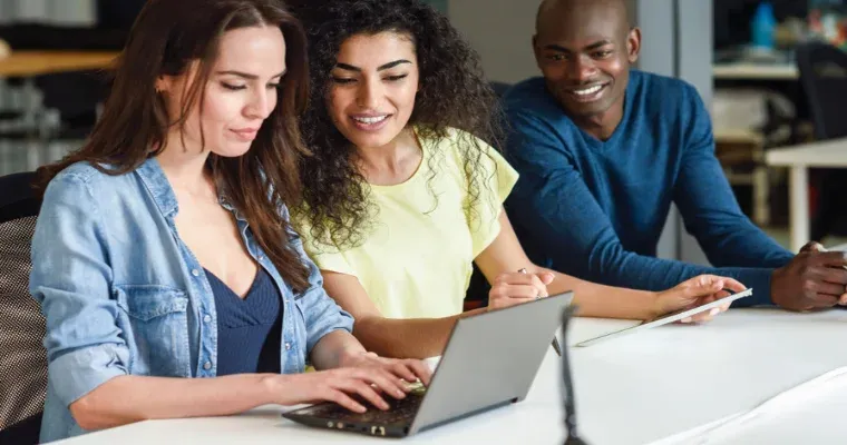 IA na educação superior: o impacto do EDU na aprendizagem IA na educação superior: o impacto do EDU na aprendizagem